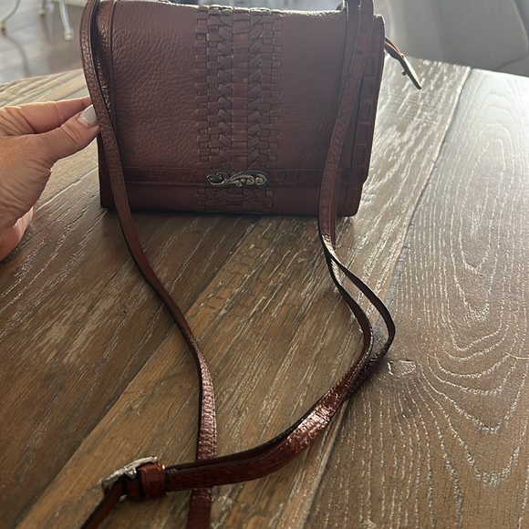Brighton crossbody bag in brown. Great for travel - Picture 2 of 4